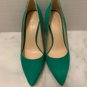 Nine West Heels!!